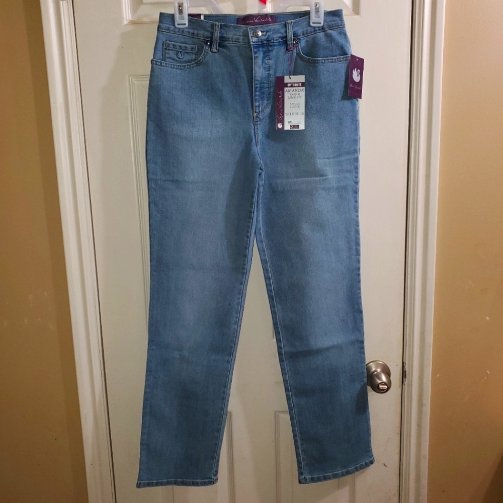 NWT Gloria Vanderbilt Amanda Jeans